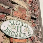 Nutshell Apartament